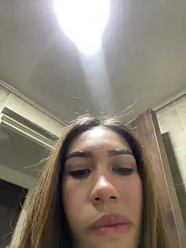 Snapshot of zoe_storm chatting on February 2025 11:04:02 PM zoe storm online show from February 2025 11:04:02 PM