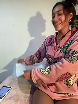 Snapshot of zoe_storm chatting on March 2025 10:58:02 PM zoe storm online show from March 2025 10:58:02 PM