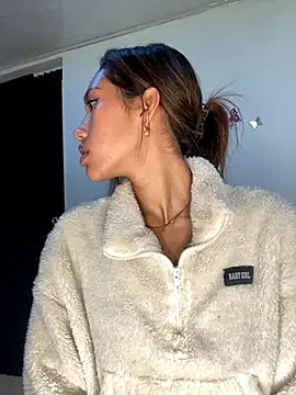 Snapshot of zoe_storm chatting on September 2025 11:53:01 PM zoe storm online show from September 2025 11:53:01 PM