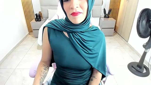 Zulema hamdi online show from February 2025 11:43:02 AM