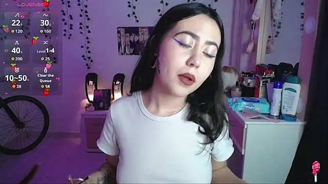 Snapshot of _codeline chatting on November 2025 05:18:02 AM codeline online show from November 2025 05:18:02 AM