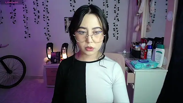 Snapshot of _codeline chatting on November 2025 04:58:02 AM codeline online show from November 2025 04:58:02 AM