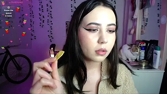 Snapshot of _codeline chatting on December 2025 01:36:01 AM codeline online show from December 2025 01:36:01 AM