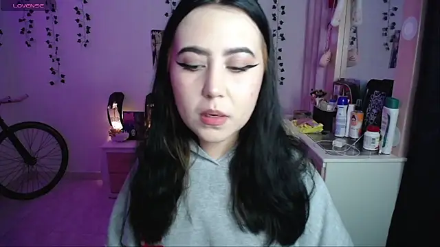 Snapshot of _codeline chatting on January 2026 05:45:02 AM codeline online show from January 2026 05:45:02 AM