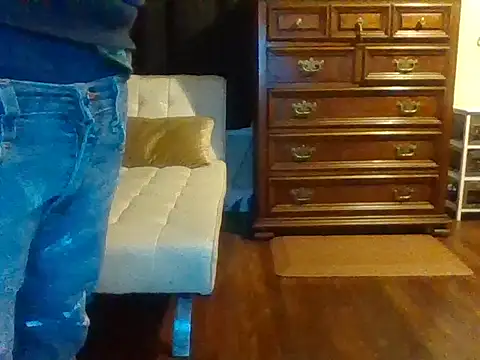 Snapshot of biggzee6 chatting on December 2025 12:09:02 AM biggzee6 online show from December 2025 12:09:02 AM