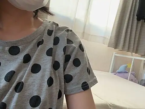Snapshot of riri_riri_jp chatting on July 2026 06:50:01 AM riri riri jp online show from July 2026 06:50:01 AM