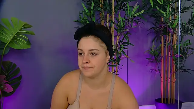 Snapshot of PatriciaSpice chatting on September 2025 04:58:02 AM PatriciaSpice online show from September 2025 04:58:02 AM