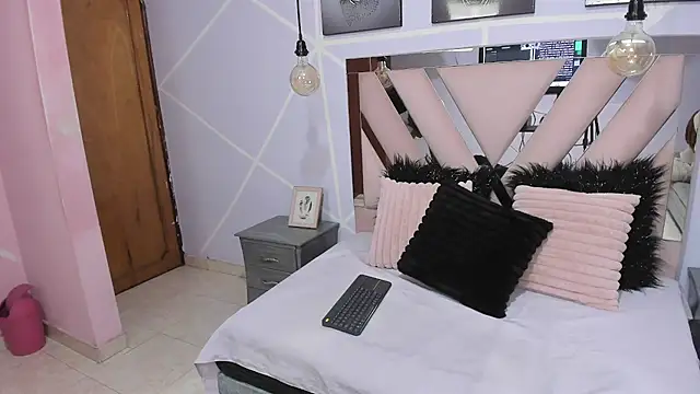 Gletty noa online show from March 2025 03:41:02 AM