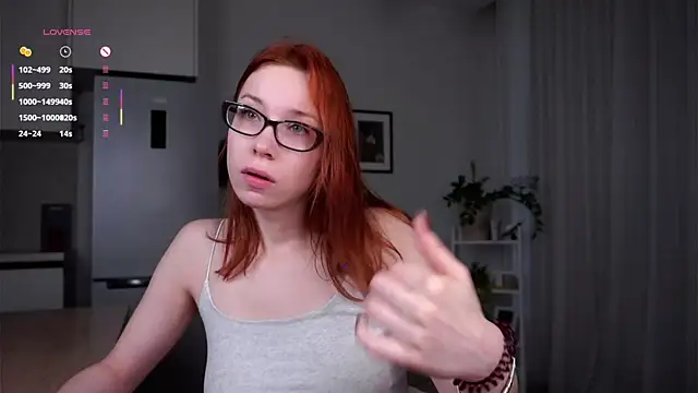 Snapshot of HildaFerrett chatting on October 2025 01:15:01 AM HildaFerrett online show from October 2025 01:15:01 AM