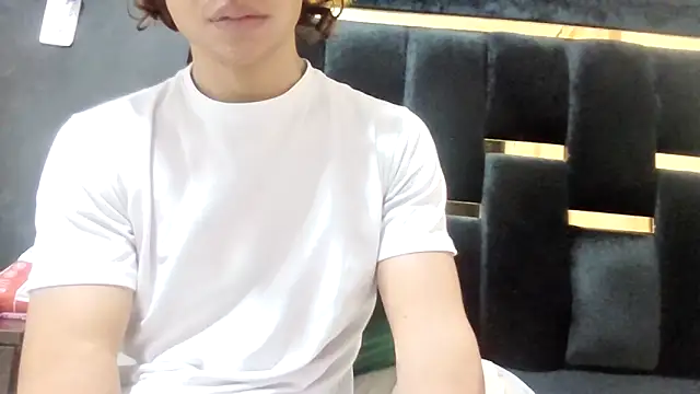 Snapshot of DanteAndKyle chatting on December 2025 10:15:02 PM DanteAndKyle online show from December 2025 10:15:02 PM