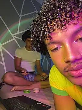 Snapshot of DanteAndKyle chatting on February 2026 10:41:01 PM DanteAndKyle online show from February 2026 10:41:01 PM