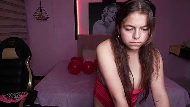 Kitten Cam online show from February 2025 04:09:02 PM