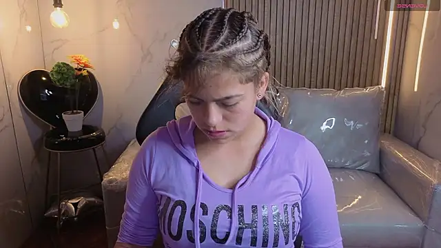 Kitten Cam online show from March 2026 03:14:01 AM