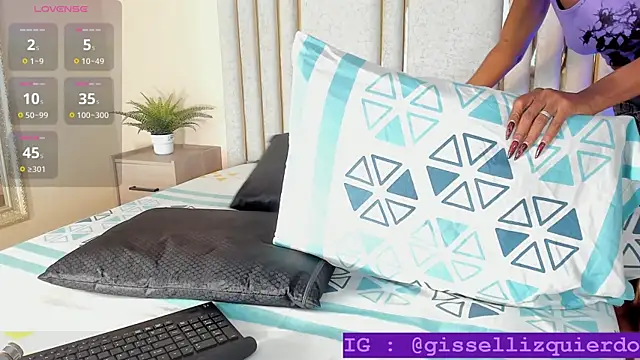 Liincostelloo online show from September 2025 08:01:02 PM