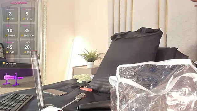 Liincostelloo online show from February 2026 03:39:02 PM