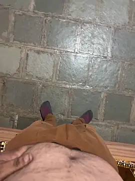 Snapshot of hireom55 chatting on November 2025 07:10:01 PM hireom55 online show from November 2025 07:10:01 PM