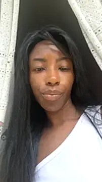 Snapshot of melangelo17 chatting on February 2025 01:44:01 PM melangelo17 online show from February 2025 01:44:01 PM