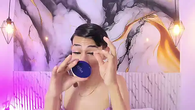 JackeOwens online show from November 2025 12:16:01 PM