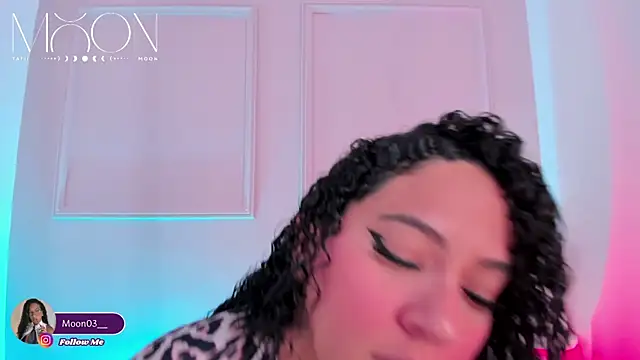 tatii moon online show from December 2025 05:23:01 AM