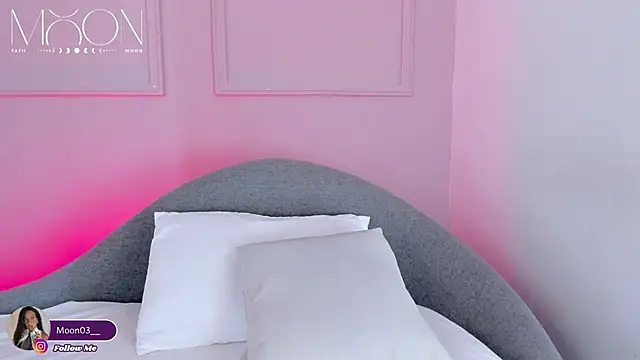 tatii moon online show from March 2026 06:14:01 AM