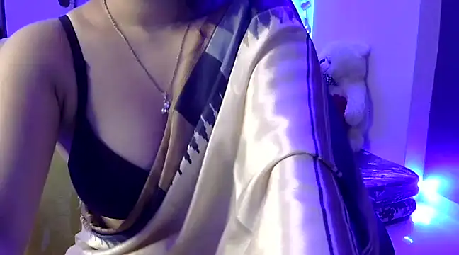 Snapshot of Shanaya1 chatting on February 2025 06:01:02 PM Shanaya1 online show from February 2025 06:01:02 PM