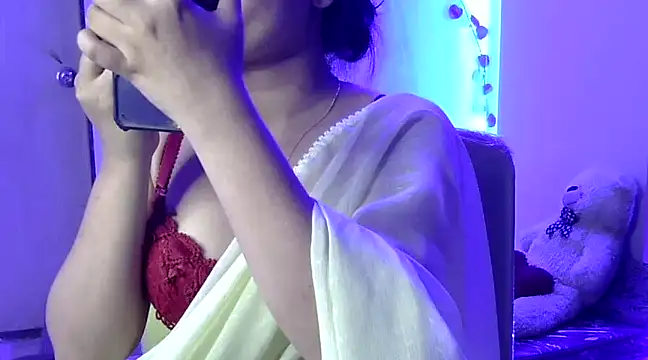 Snapshot of Shanaya1 chatting on February 2025 04:21:01 PM Shanaya1 online show from February 2025 04:21:01 PM