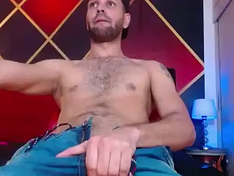 Cristian white online show from February 2025 10:10:02 PM