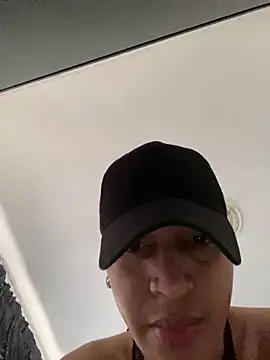 Diegosavage3 online show from March 2025 07:59:01 PM