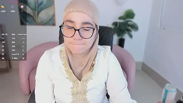 Snapshot of Ayha_khalaf chatting on October 2025 01:15:02 AM Ayha khalaf online show from October 2025 01:15:02 AM