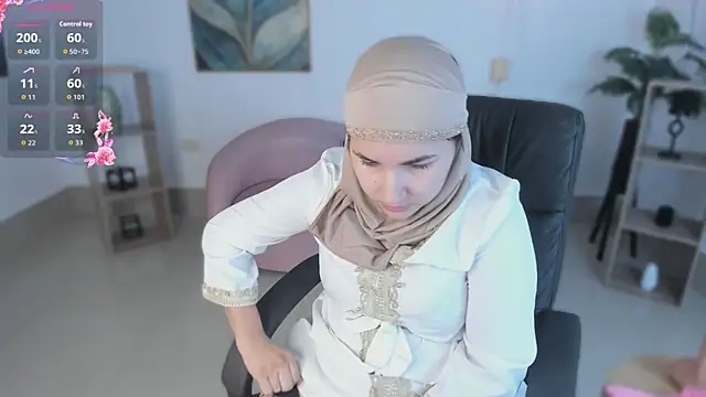 Snapshot of Ayha_khalaf chatting on November 2025 01:17:02 AM Ayha khalaf online show from November 2025 01:17:02 AM