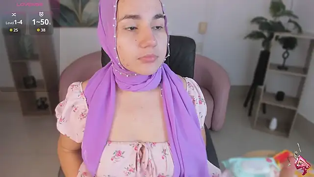 Snapshot of Ayha_khalaf chatting on November 2025 01:05:01 AM Ayha khalaf online show from November 2025 01:05:01 AM