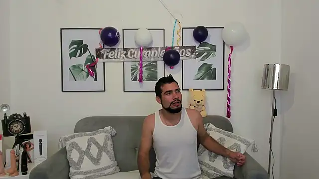 luxurycoupl online show from February 2025 03:51:01 AM