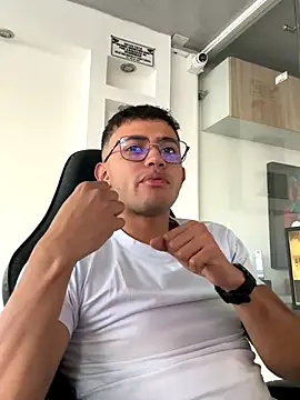 Thonny-becker online show from November 2025 08:40:01 PM