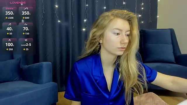 Snapshot of Rachel_Rut chatting on November 2025 03:05:01 AM Rachel Rut online show from November 2025 03:05:01 AM