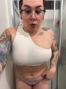 Cherrycherrymiss online show from February 2025 06:01:01 PM