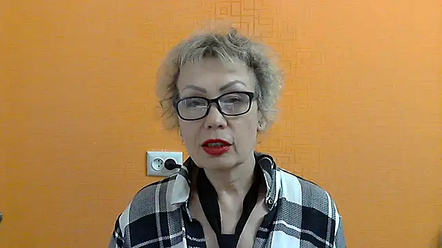 NessyJenixs online show from March 2025 07:20:02 PM