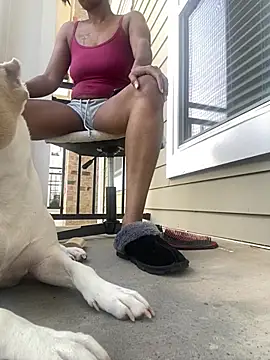 Snapshot of theprettysoles chatting on April 2026 07:51:01 PM theprettysoles online show from April 2026 07:51:01 PM