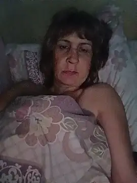 Snapshot of Laura_Kiss chatting on June 2026 09:03:01 PM Laura Kiss online show from June 2026 09:03:01 PM