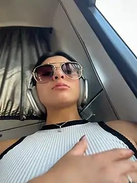 fiorella paris online show from February 2026 06:52:01 PM