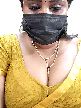 Snapshot of Queenflowerr chatting on March 2025 07:35:01 PM Queenflowerr online show from March 2025 07:35:01 PM