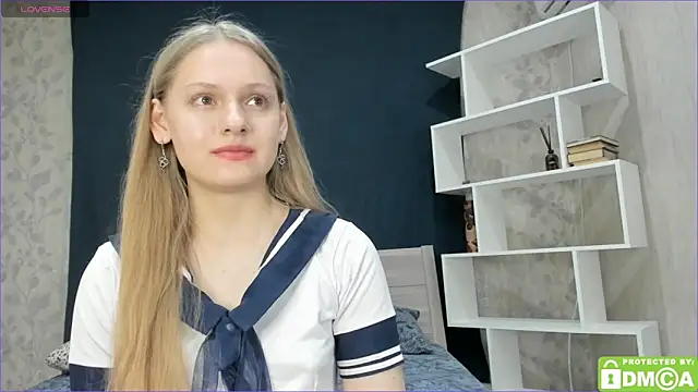 Snapshot of onelovelyalice chatting on January 2025 05:49:01 PM onelovelyalice online show from January 2025 05:49:01 PM