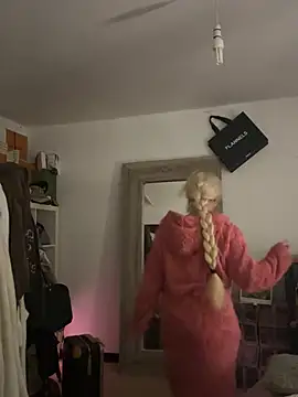 blissdimicco online show from February 2025 08:42:02 PM