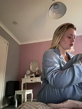 blissdimicco online show from December 2025 09:14:02 AM