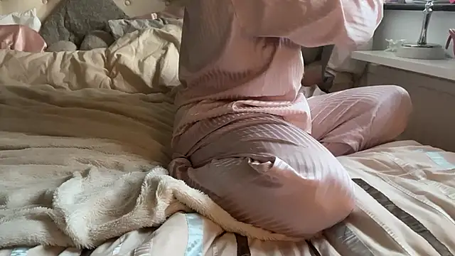 blissdimicco online show from April 2026 07:53:01 AM