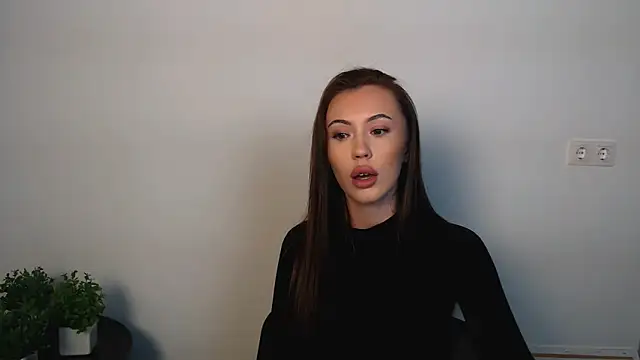 Nikonara Love online show from October 2025 04:28:01 PM