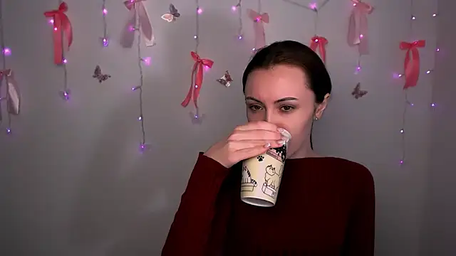 Nikonara Love online show from February 2026 12:56:02 PM