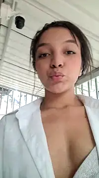 Briannasweeth17 online show from March 2025 09:46:02 PM