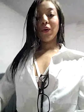 Briannasweeth17 online show from March 2025 01:14:02 AM