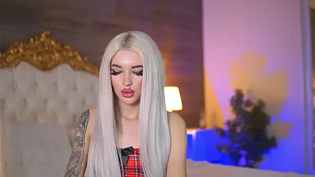 Juicy Jessye online show from February 2025 08:44:01 PM