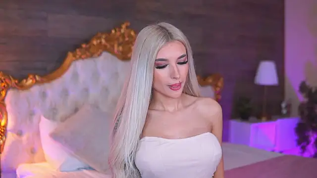 Juicy Jessye online show from November 2025 08:52:01 PM